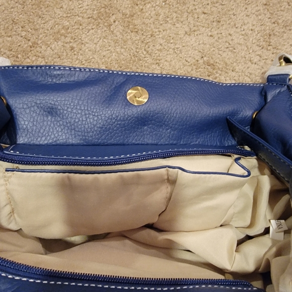 NWT Lexy International Handbag ~ Navy Blue - Picture 6 of 8